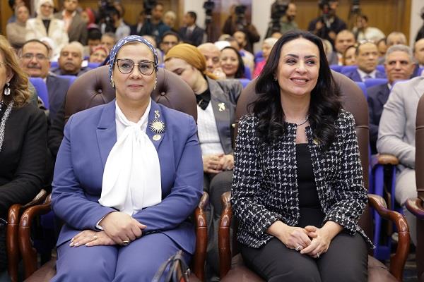 خلال مشاركتها في احتفالية الأمهات المثاليات.. المستشارة أمل عمار: قصص المكرّمات صفحات مضيئة