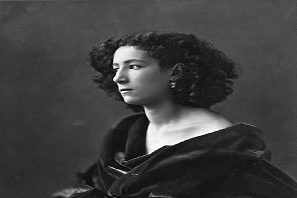 سارة برنار.. أسطورة المسرح الأوروبي