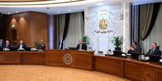 مدبولي: الحكومة تتابع تطورات الأوضاع الإقليمية وتكثف جهود حماية الاقتصاد المصري