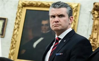 وزير الحرب الأمريكي: إيران بلا دفاعات جوية أو بحرية فعالة