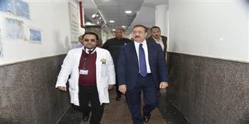 محافظ بورسعيد: تعزيز الخدمات الصحية بالمستشفيات والمراكز الطبية وضمان الرعاية الطبية للمواطنين 