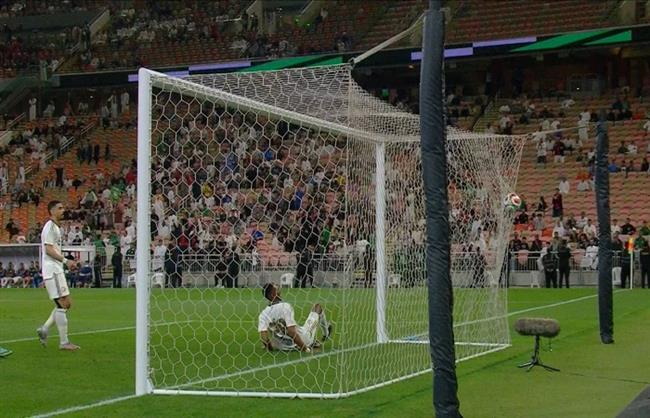 تريزيجيه يضيف الهدف الثاني لمنتخب مصر في مرمى السعودية