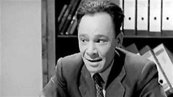 من “الكرنك” إلى “يوميات ونيس”.. محطات لا تُنسى في مسيرة محمد توفيق  