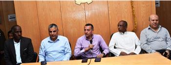 محافظ أسوان: نعمل بشكل متكامل للإرتقاء بجودة الخدمات المقدمة للأهالي