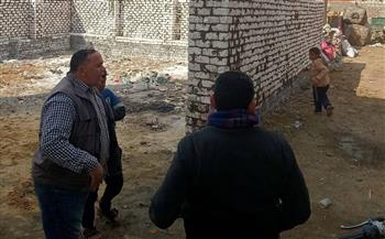 رئيس مدينة الزقازيق يتابع إزالة سور "بالدبش" خارج الحيز العمراني بـ "بنى عامر "