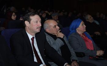 نبيلة حسن تشهد انطلاق الدورة الـ41 لمهرجان المسرح العالمي بأكاديمية الفنون   