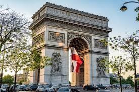 إحباط هجوم بعبوة ناسفة في باريس