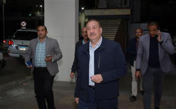 محافظ بورسعيد يتابع ميدانيًا تطبيق قرار رئيس الوزراء بشأن مواعيد غلق المحال  