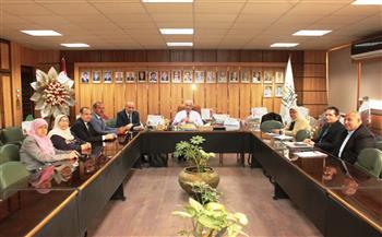 مجلس إدارة صندوق المدن الجامعية بجامعة أسيوط يقر إجراءات لترشيد الطاقة