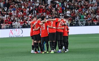 بدون تقنية "الفار".. اتحاد الكرة يعلن طاقم حكام مواجهة مصر ضد إسبانيا الودية