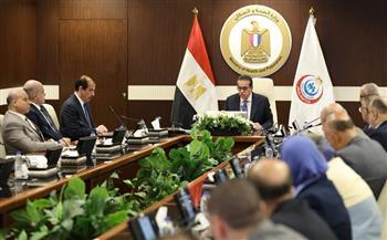 وزير الصحة يترأس اجتماع مجلس إدارة هيئة التأمين الصحي ويناقش ملفات تطوير المنظومة