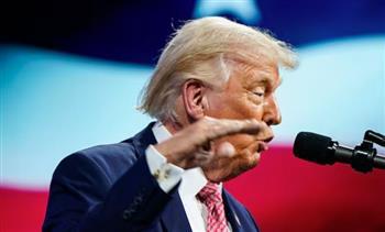 ترامب: تحركات أمريكية للسيطرة على مضيق هرمز