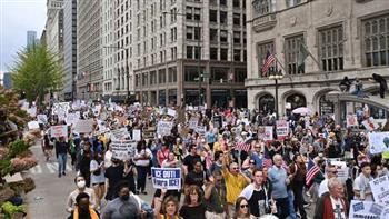 منظمو المظاهرات ضد ترامب يعلنون مشاركة 8 ملايين شخص على الأقل في أنحاء أمريكا