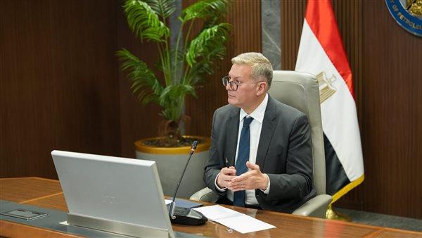 وزير البترول: مصر يمكنها المساعدة في نقل النفط السعودي إلى البحر المتوسط