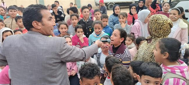 انطلاق القافلة الثقافية والمسرح المتنقل بقرية زمران النخل بقرى «حياة كريمة» 