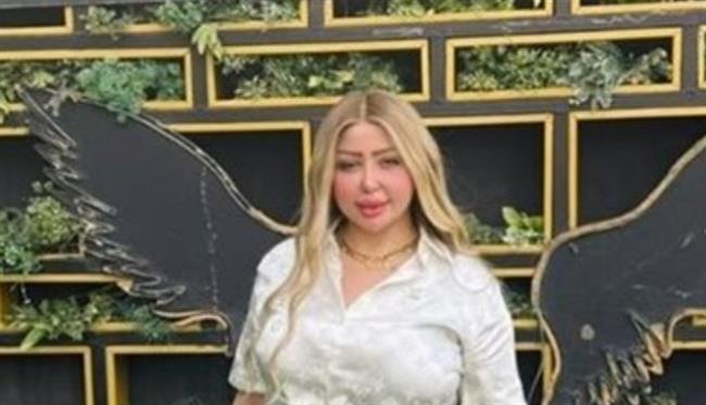 اليوم.. محاكمة الراقصة بوسي بتهمة نشر محتوى خادش للحياء