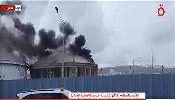 تصاعد أعمدة الدخان من المنطقة الصناعية في خليج حيفا بعد رشقة صاروخية إيرانية