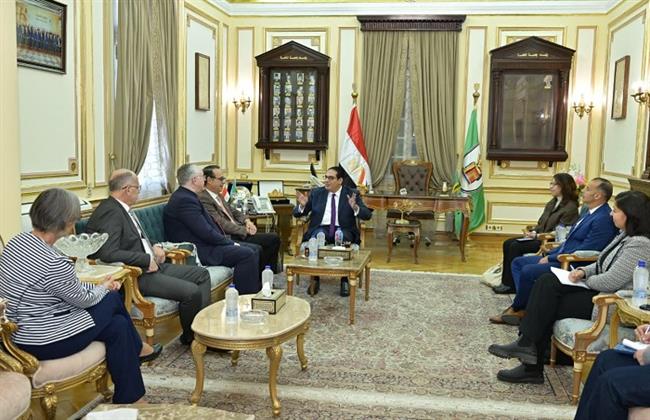 رئيس جامعة القاهرة يستقبل نظيره بجامعة بون الألمانية لبحث تعزيز التعاون الأكاديمي وتبادل الخبرات العلمية