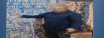 ضبط مخزن غير مرخص يحجب 11 طن سلع غذائية لبيعها بأسعار أعلى بالمنوفية