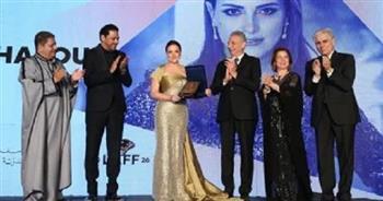 ريهام عبد الغفور عن تكريمها في مهرجان الأقصر للسينما الأفريقية: "ربنا يديمها نعمه ويحفظها من الزوال"  