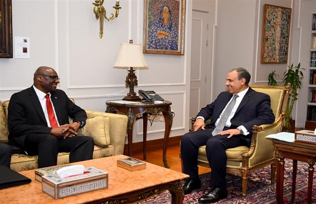 وزير الخارجية يستقبل رئيس جامعة كارلتون الكندية لبحث سبل تعزيز التعاون الأكاديمي والعلمي