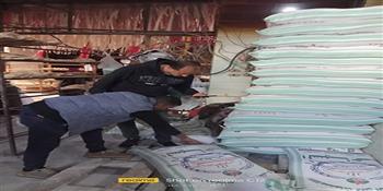 ضبط 37 شيكارة دقيق مجهول المصدر وتحرير 22 محضر مخالفات مخابز وأسوق بسرس الليان والباجور 