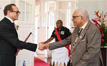 السفير المصري لدى استراليا يقدم أوراق اعتماده سفيراً غير مقيم لدى جمهورية فيجي