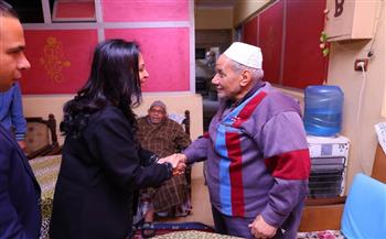 وزيرة التضامن الاجتماعي تجري زيارة مفاجئة لـ"دار أم هاني للمسنين" بمنطقة إمبابة