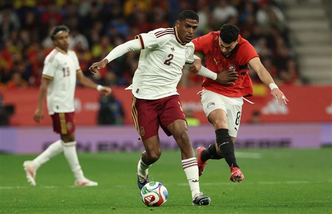 منتخب مصر يفرض التعادل السلبي على إسبانيا في شوط أول قوي