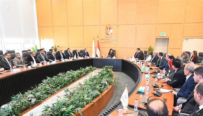 وزيرة الإسكان تعقد اجتماعًا موسعًا مع غرفة التطوير العقاري لبحث تعزيز التعاون المشترك  