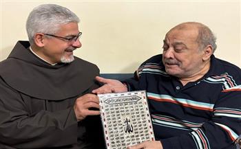 الأب بطرس دانيال يكشف تفاصيل زيارته للفنان ضياء الميرغني 