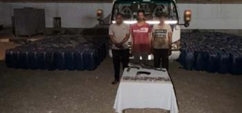 ضبط 3 أشخاص وبحوزتهم أكثر من 10 أطنان مواد بترولية في مخزن بأسوان