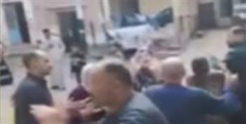 تبادلوا السب والضرب.. خلافات عائلية وراء فيديو مشاجرة بالبحيرة
