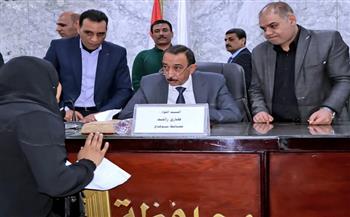 محافظ سوهاج يستمع إلى مطالب وشكاوى المواطنين خلال اللقاء الجماهيري الأسبوعي