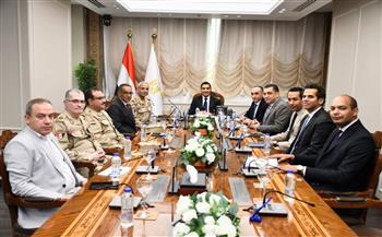 وزير الشباب والرياضة يناقش آخر مستجدات مشروع الجينوم