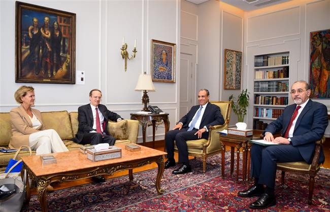 وزير الخارجية يشيد بالعلاقات بين مصر والاتحاد الأوروبي