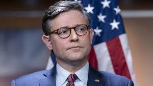 رئيس مجلس النواب الأمريكي: الضربات على إيران لوجود تهديد وشيك وليست حربا