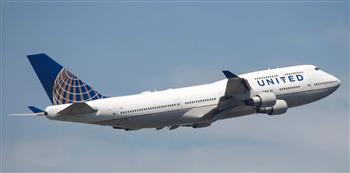 هبوط اضطراري لطائرة أمريكية بعد حريق محركها في الجو