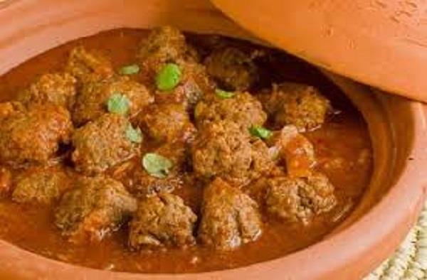 إفطار 15 رمضان.. طاجن كفتة بالخضار والصلصة بطعم شهي