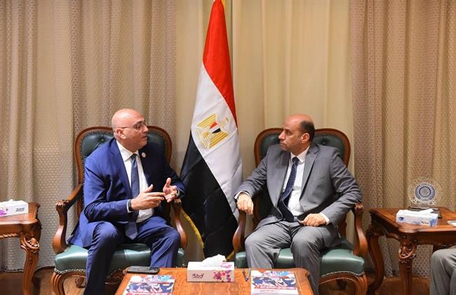 وزير العمل يبحث مع الرئيس التنفيذي لـجهاز تنمية المشروعات المتوسطة التعاون المشترك