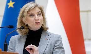 النمسا تبدأ إجلاء رعاياها العالقين فى الشرق الاوسط عبر رحلات جوية من مسقط إلى فيينا