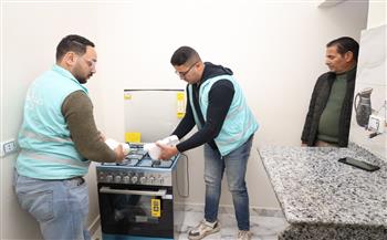 صناع الخير تسلم أجهزة كهربائية للأسر الأولى بالرعاية