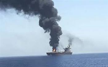 عمان: استجبنا لبلاغ تعرض سفينة شحن لقصف بصاروخين قرب مضيق هرمز