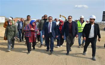 محافظ بورسعيد يتفقد مشروع محطة تحلية مياه الآبار الشاطئية بحي غرب