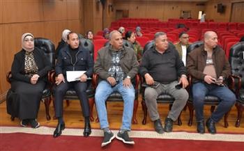 نائب محافظ بورسعيد يترأس ورشة عمل لنواب رؤساء الأحياء للتعريف بمهام العمل الميداني