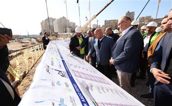 وزير النقل يتفقد مواقع العمل ومسار ومحطات مشروع المرحلة الأولى من مترو الإسكندرية