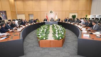 الحكومة تبحث تسريع تنفيذ البرنامج الوطني لتنمية صناعة السيارات وتعزيز المكون المحلي    