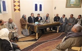 محافظ بني سويف يوجّه بإنشاء مطب صناعي مؤقت بمدخل قرية سنور للحفاظ على سلامة المواطنين