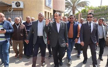 محافظ سوهاج يتفقد عددًا من المصالح الحكومية والمشروعات التنموية بالمراغة