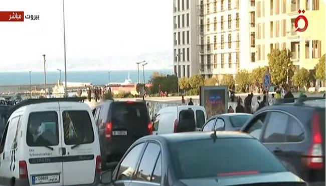 "القاهرة الإخبارية" تعرض لقطات لموجة نزوح كثيفة في الضاحية الجنوبية لبيروت بعد أوامر الإخلاء الإسرائيلية 